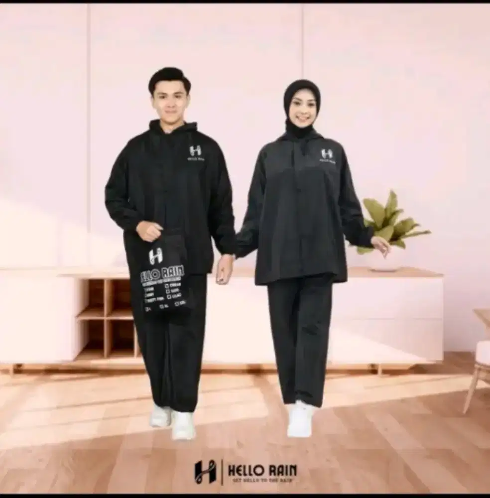 Jas Hujan Hellorain – Setelan Pria & Wanita
Terbuat dari bahan PVC