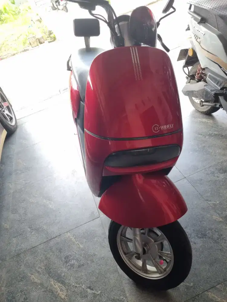 Uwinfly LN Pro merah mulus bisa tuker tambah