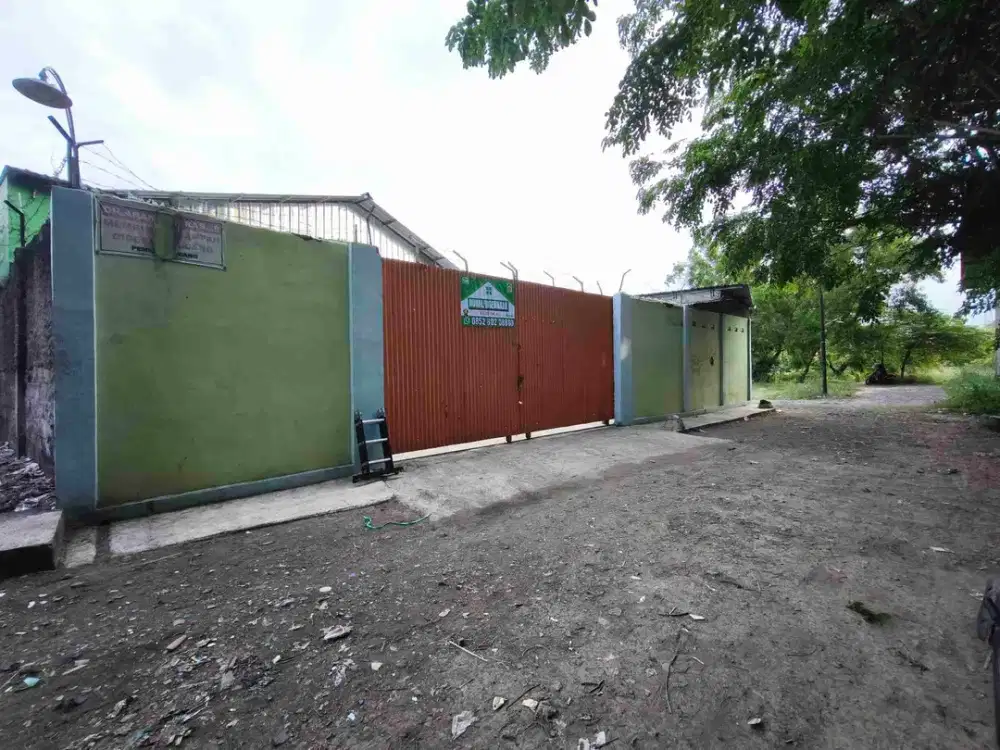 Gudang di komplek pergudangan Kedawung Cirebon