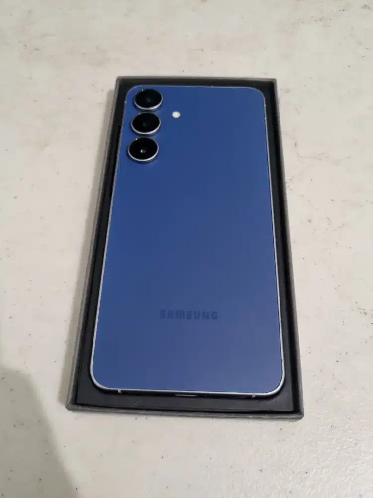 Samsung S25 FE 512 GB Like New