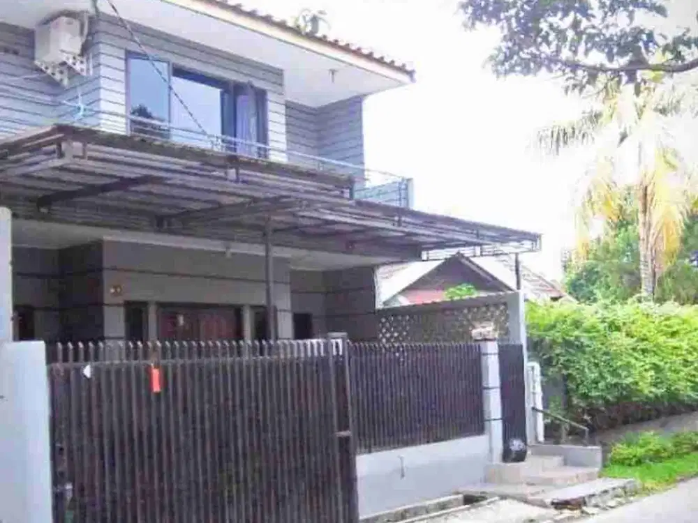 Rumah di Sektor 5 Bintaro Jaya tanah luas strategis dekat STAN