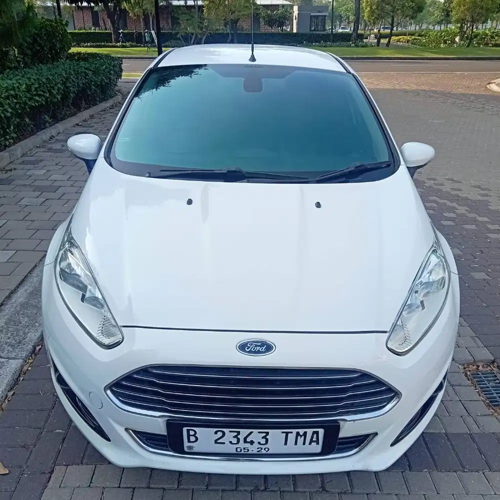 89 Juta Ford Fiesta S 2014 Automatic, mulus, low KM