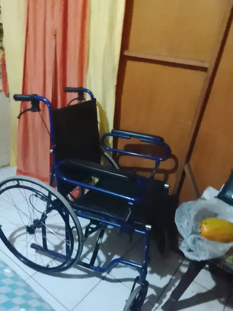 Jual murah tv cooca 32 in br 3 BLN jalan