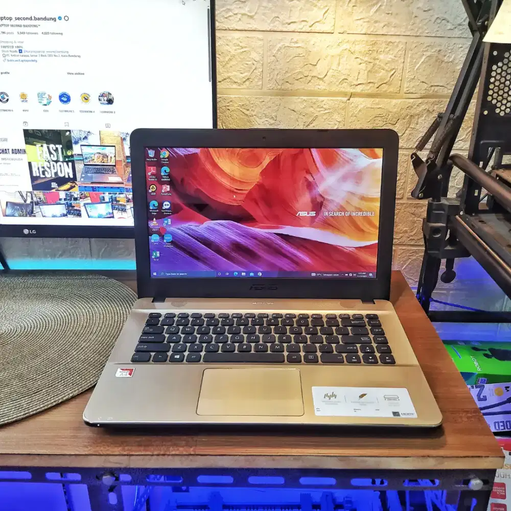 Laptop ASUS X441B RAM 8GB SSD 128GB + HDD 1TB
