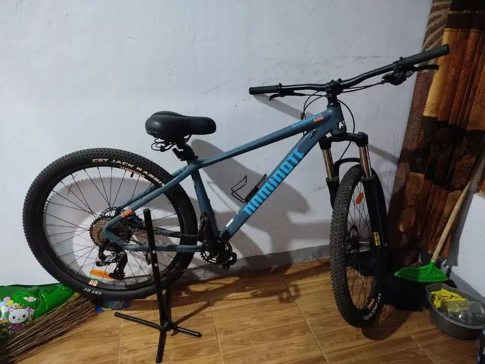 sepeda dominate m-one mtb 27,5 jual harga miring