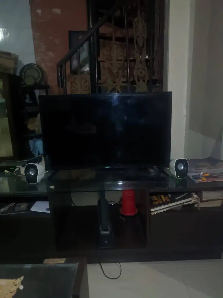 TV LED 32 Inch Aqua Normal Mulus