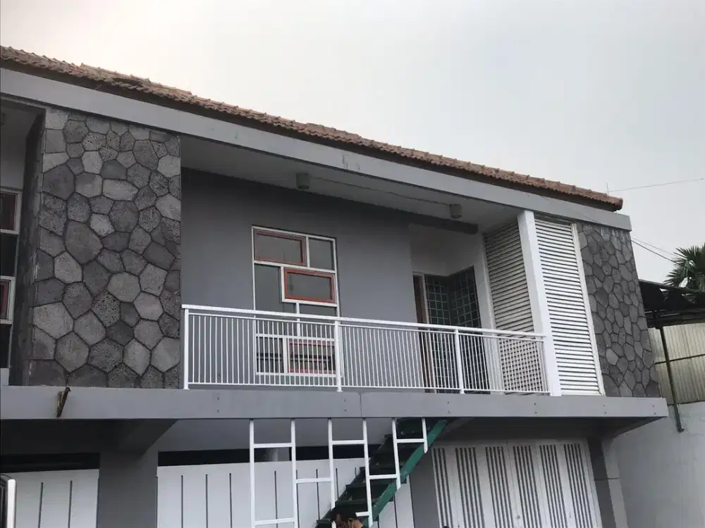 Gudang dan Kantor Strategis Siap Pakai di Terusan Moch Toha Bandung