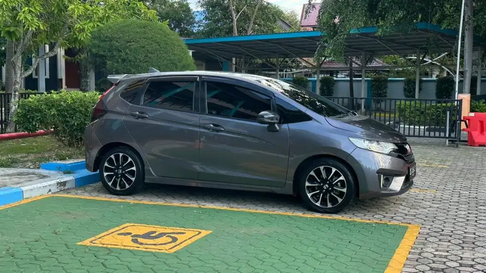 Honda Jazz RS 1.5 MT (2016)