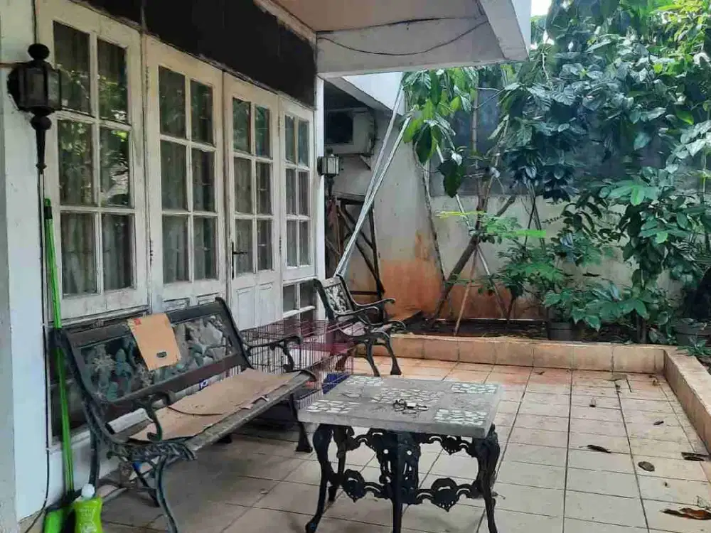 Rumah murah dan strategis di Bintaro Jaya Sektor 5 dekat STAN