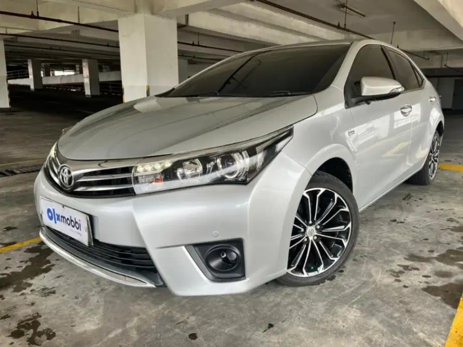 DP RENDAH Toyota Corolla Altis 1.8 V Bensin-AT 2016 2IM