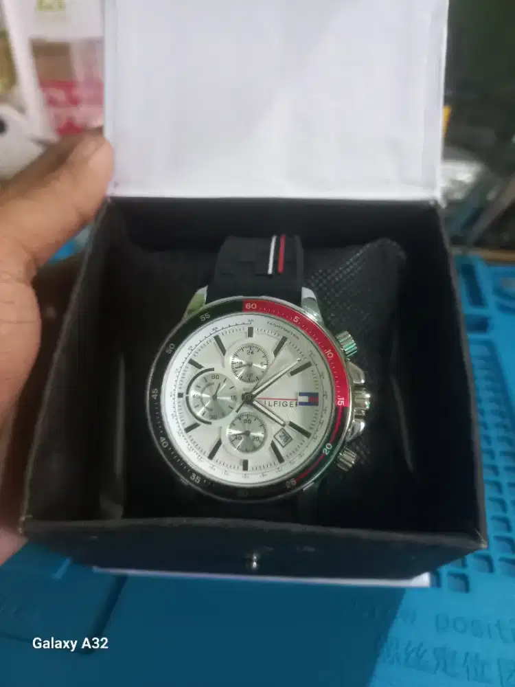 Jam tangan TMMY HILFIGER