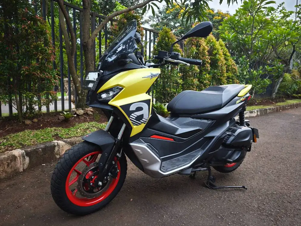 Dijual Aprilia SRGT200 Kuning 2022 Cakeepp!