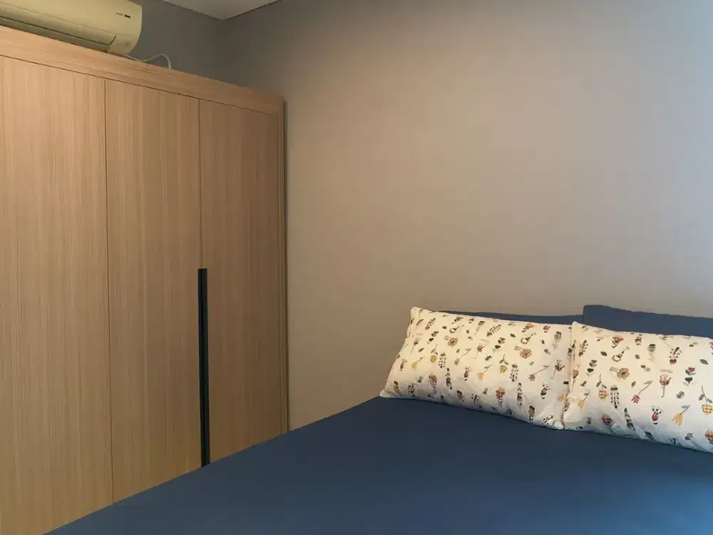 Disewakan Bulanan Royal Olive Apartemen Unit Mewah 2BR Furnish