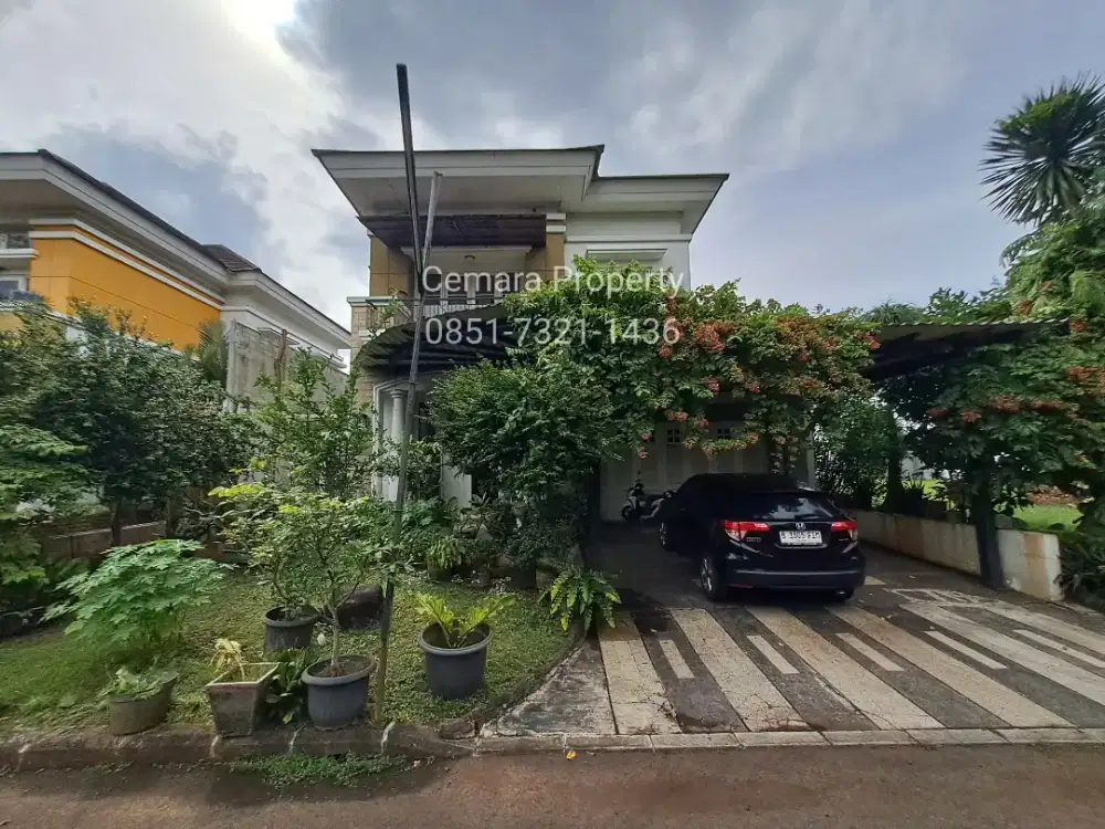Rumah Romantis Old Money di Cluster Terpandang, dekat dr Living World