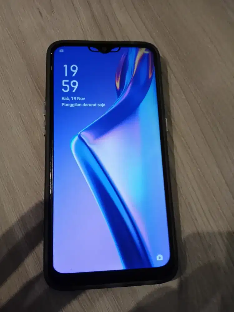 Handphone Oppo A12