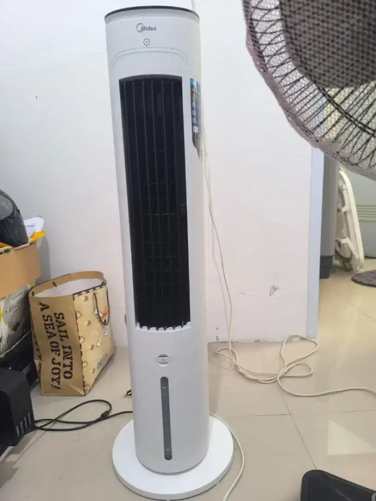 Jual Cepat! Air Cooler Midea MAC400RDAPW - Dingin & Hemat Listrik!