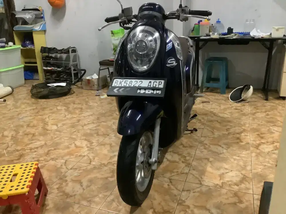 Honda scoopy 2016 blue