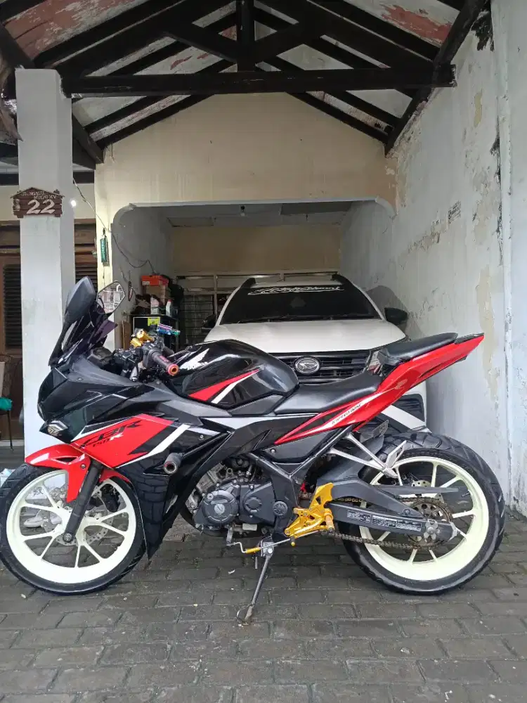 Honda CBR 150R 2020