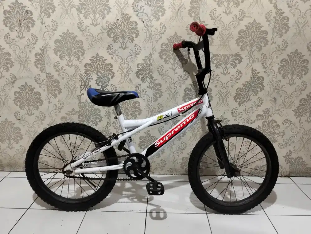 Sepeda BMX anak ukuran 18 untuk usia 5-10 tahun