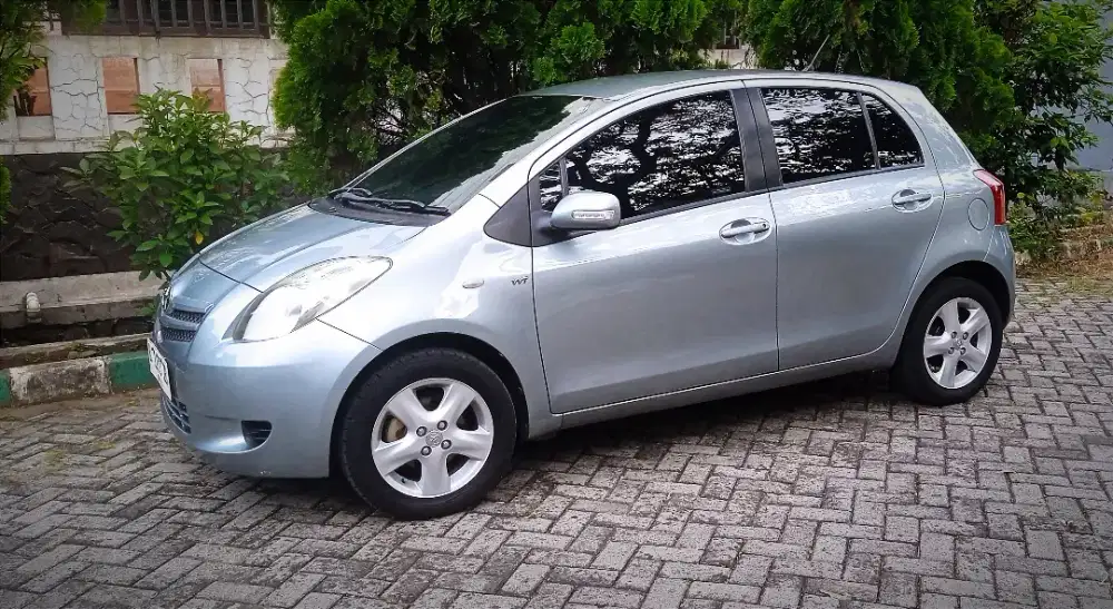 Yaris Tgn pertama dari baru
