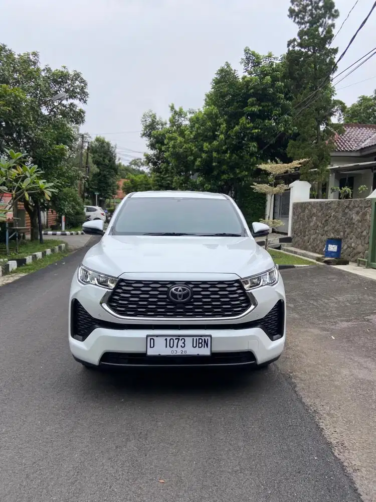 Toyota Kijang Innova 2023 Bensin