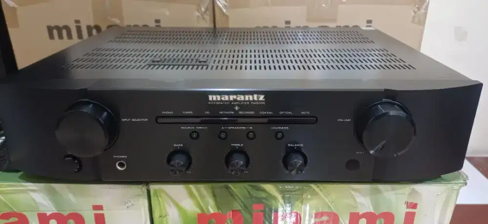 Amplifier stereo  Marantz  PM6005