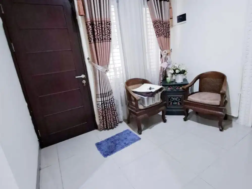 Dijual Rumah 3 lantai di Kelapa Gading Timur Jakarta Utara