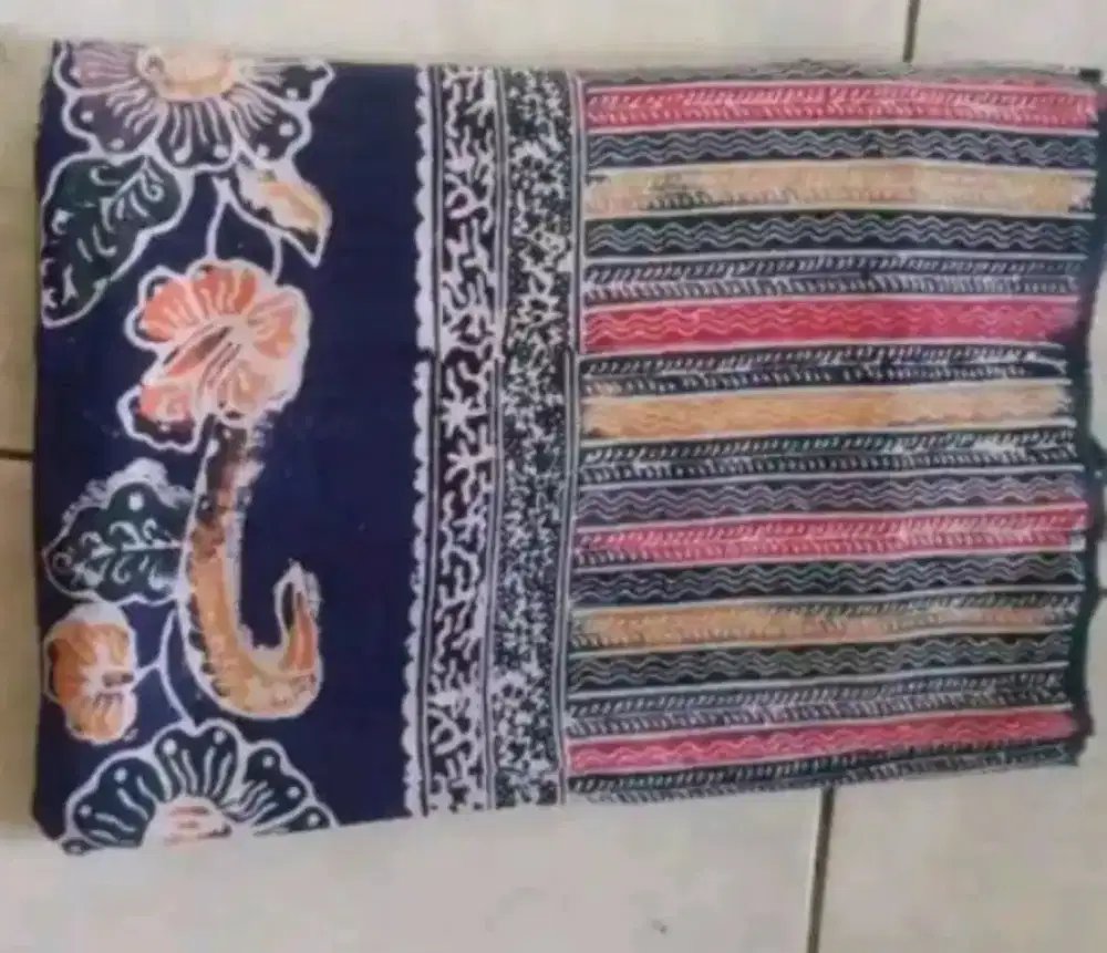 Kain jarik batik