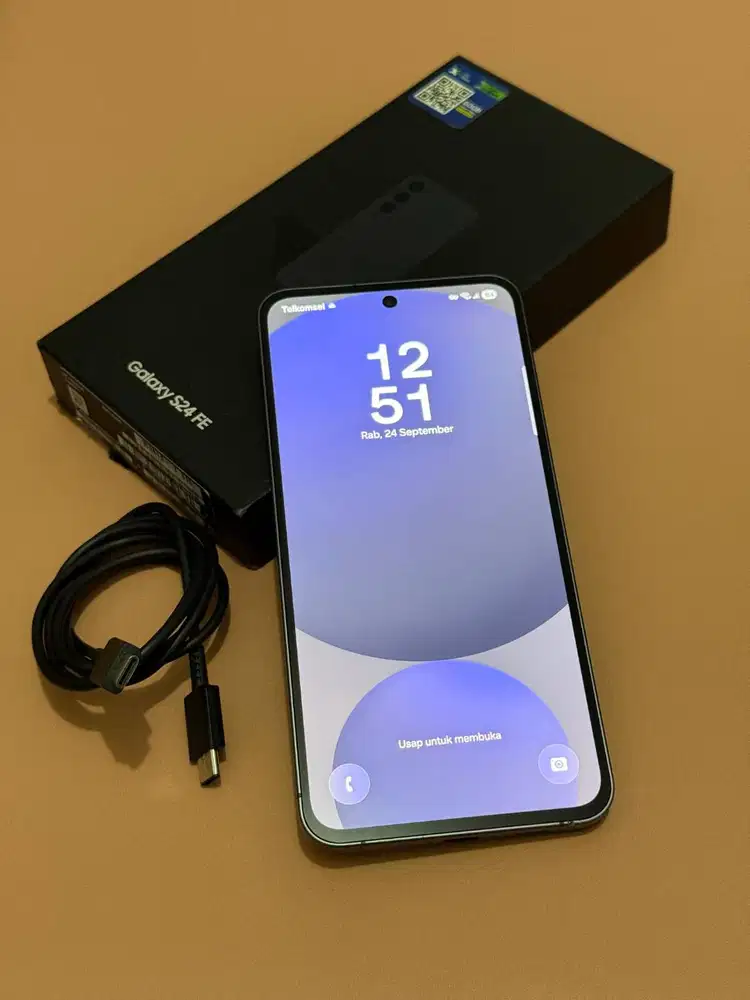 Samsung s24 FE 8/256