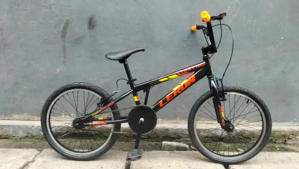 Sepeda polygon lerun