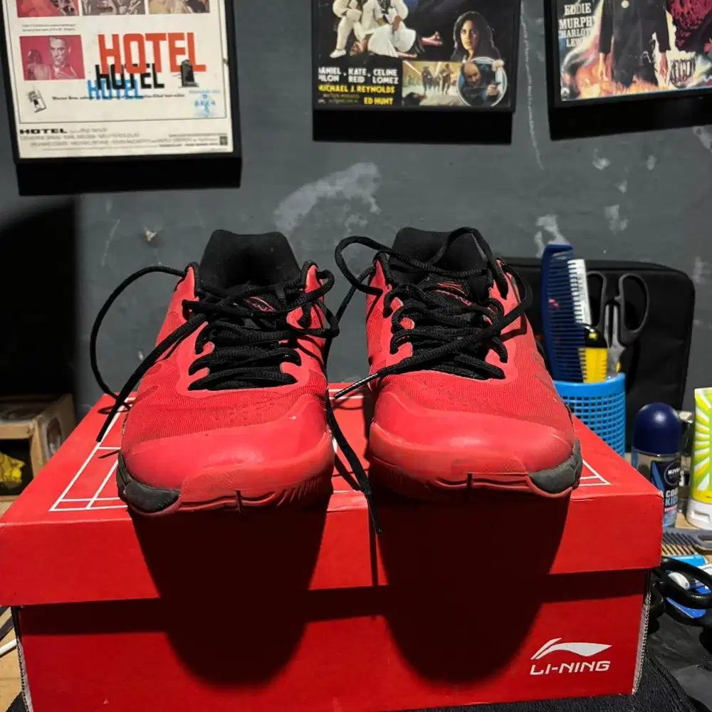 SEPATU BADMINTON LINING RANGER LITE SE