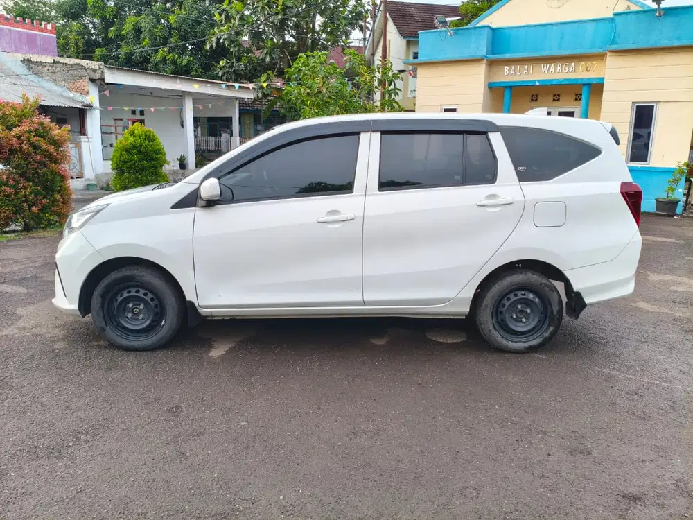 Daihatsu Sigra 2024 Bensin