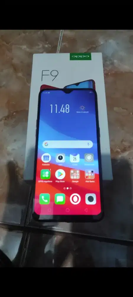 Jual hp Oppo F9 Pro Ram 6/64 FULLSET mulus