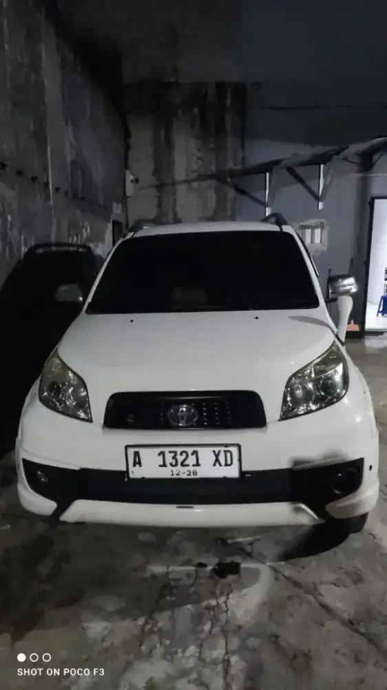 toyota rush S otomatis