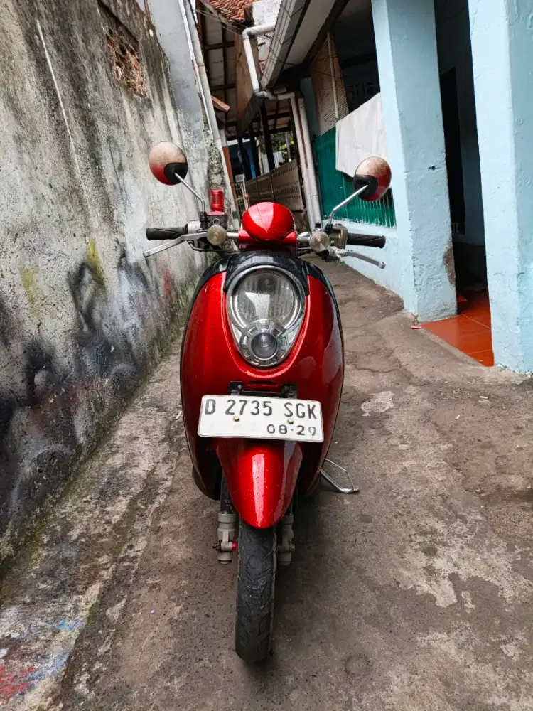 Scoopy kondisi mulus glowing full original bisa tt