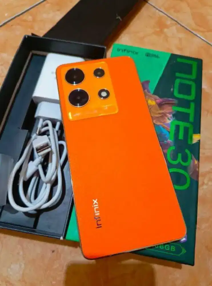 Infinix note 30 sunset gold