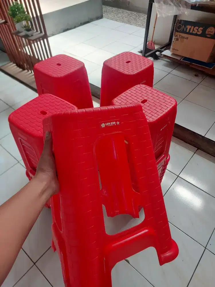 Kursi Lion Star Like New