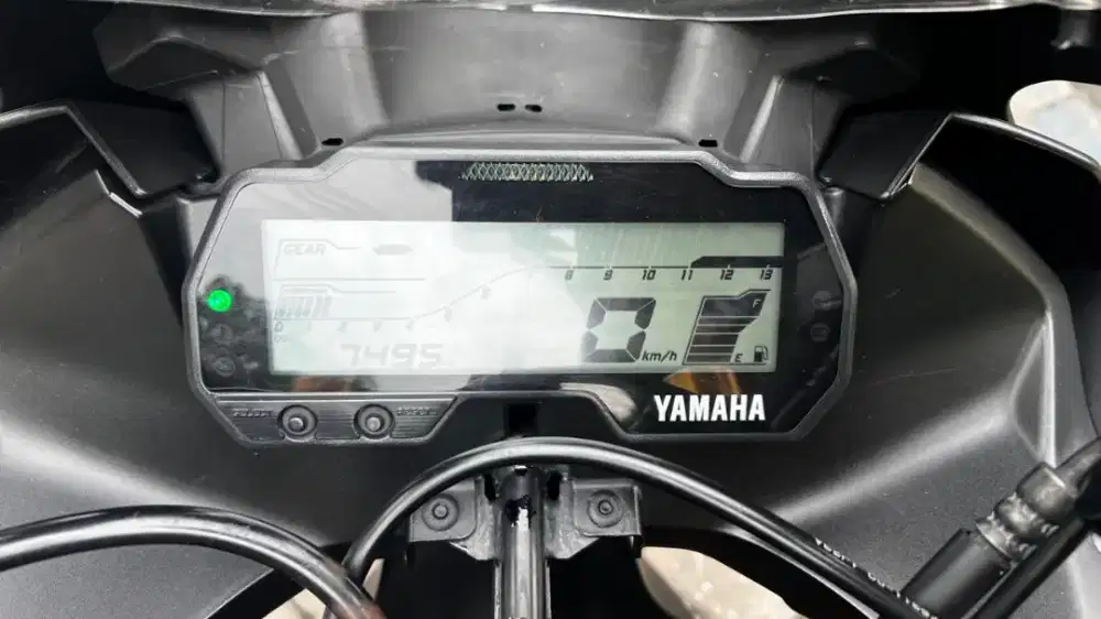 Yamaha R 15  2021