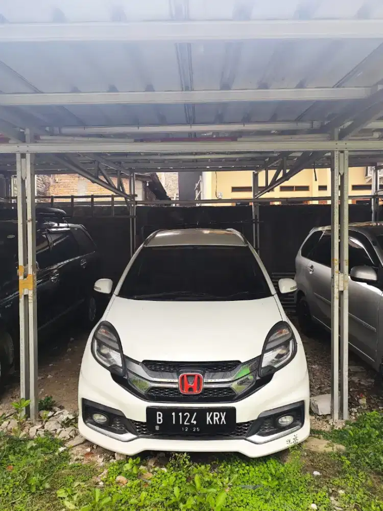 Honda mobilio RS, MT