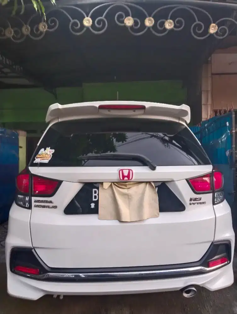 Honda mobilio RS, MT