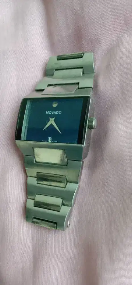 Jam Tangan Movado