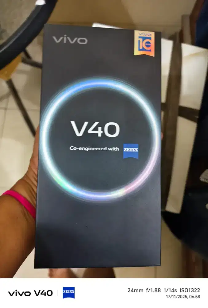 Vivo v 40 warna lilac