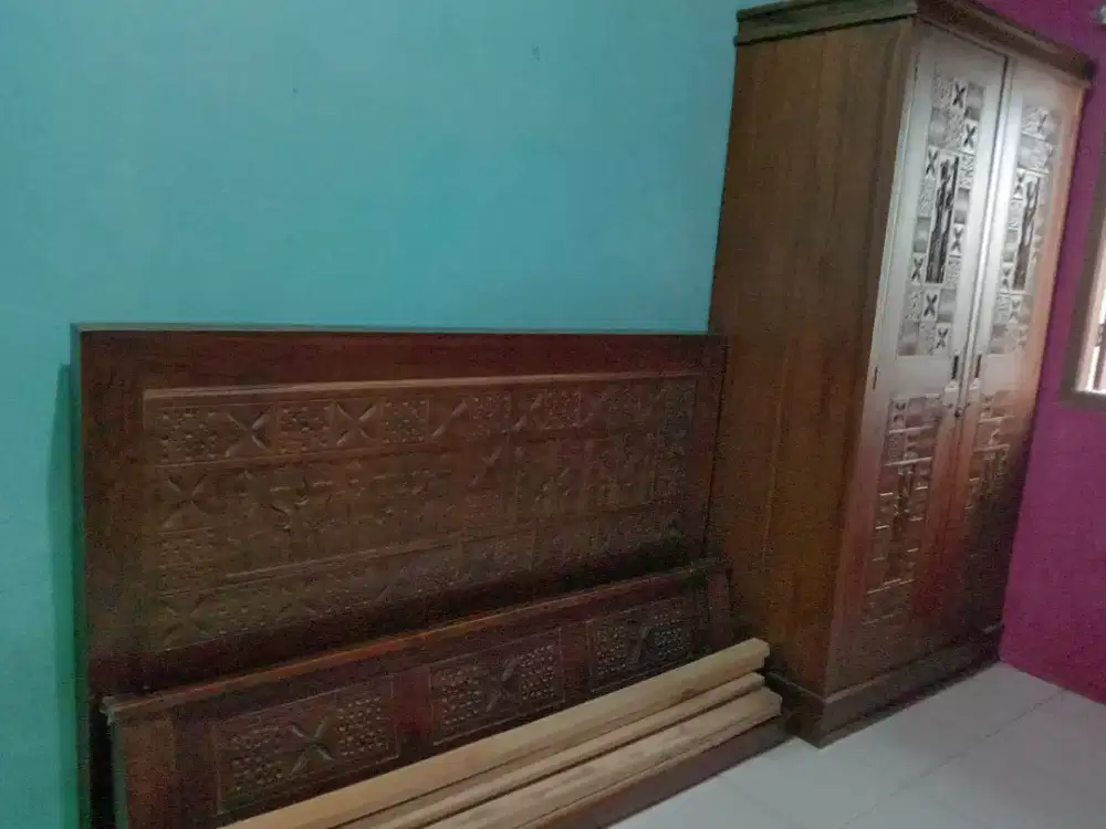 Dijual dipan+lemari jati