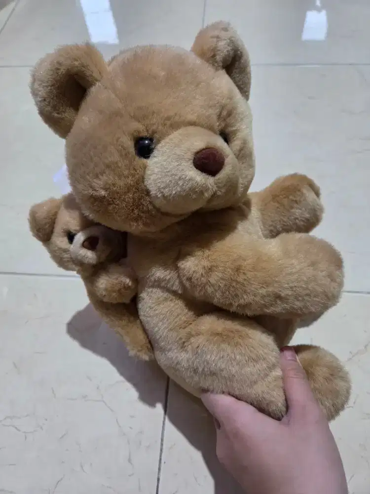 Boneka Beruang dengan Anak