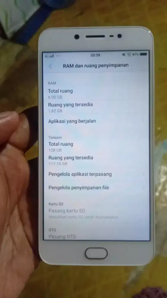 VIVO Y67 RAM 6/128 MASIH MULUS KAYA DI GAMBAR MINUS LECET PEMAKAIN