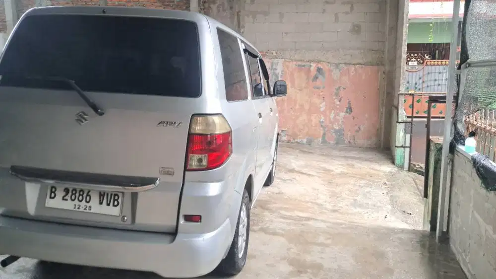 Minibus Apv arena gl 2012