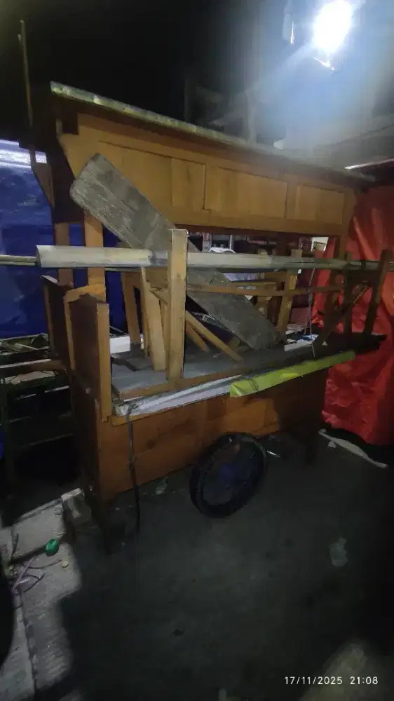 Gerobak Angkringan Bekas +3 bangku