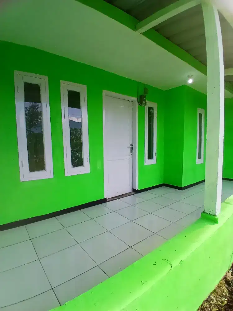 Rumah murah pinggir jaln masuk mobil