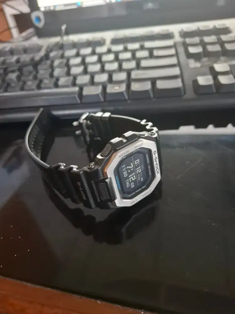 Jam G-shock G-Lide GBX-100-1DR