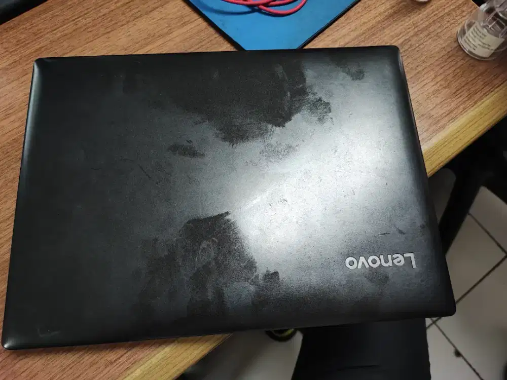 Laptop Lenovo AMD A9-9425 Radeon R5